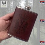 PLJOSKA SA GRBOM SRBIJE tamno BRAON